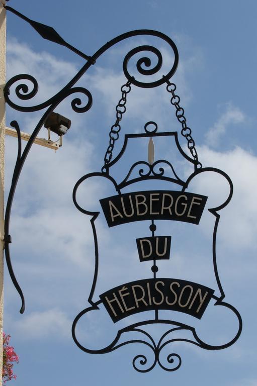 Auberge Du Herisson La Chaux-du-Dombief Ngoại thất bức ảnh